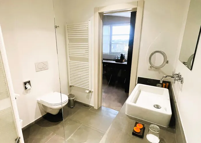 Alzinn 4* Hesperange