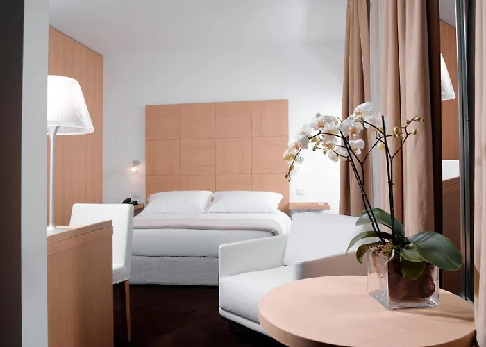 Alzinn Hotel Hesperange