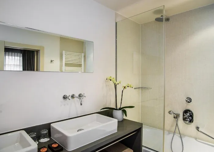 Alzinn Szálloda Hesperange